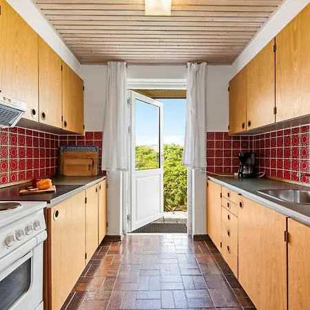 1052 Holiday home