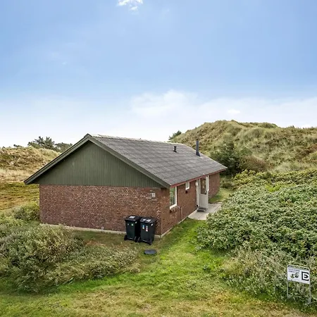 Hébergement de vacances 1052 *