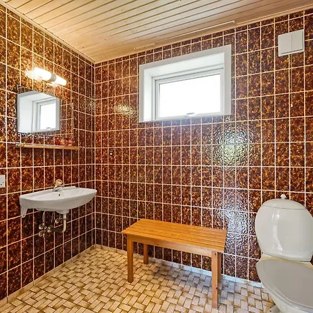 1052 Holiday home